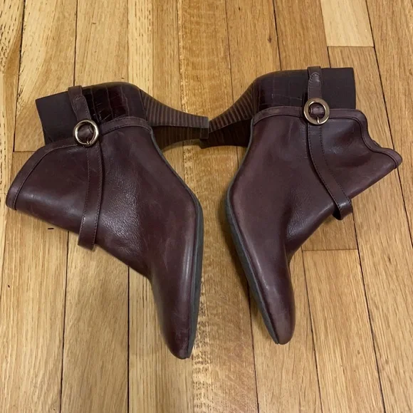 Circa Joan & David Leather Brown Heeled Boots, sz 10M - Picture 6 of 10
